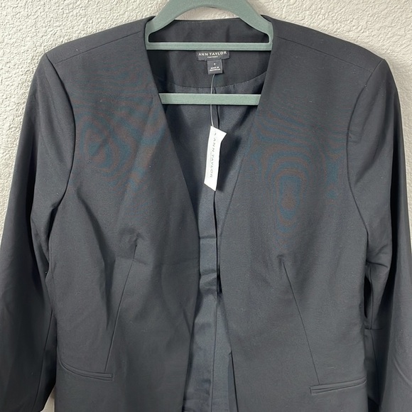 NWT Ann Taylor Factory The Cutaway Blazer Open Front Contemporary Black Sz 4 - Picture 2 of 9